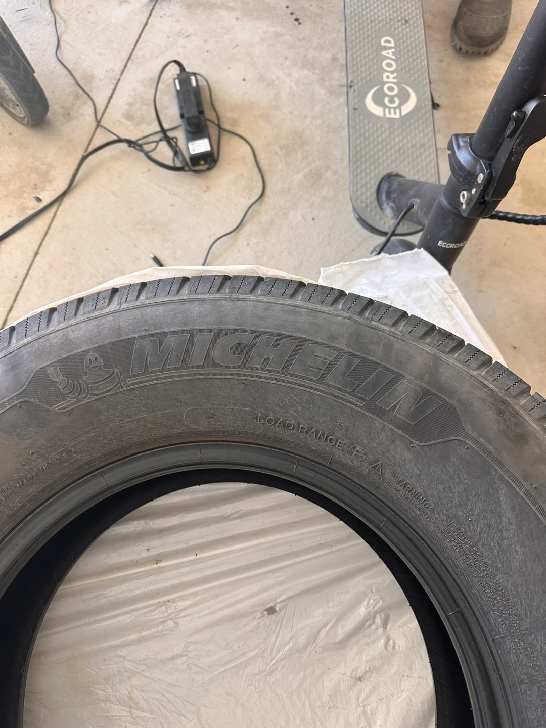 Michelin Agilis LT245/75R16 Tire for Mercedes Sprinter - photo 3