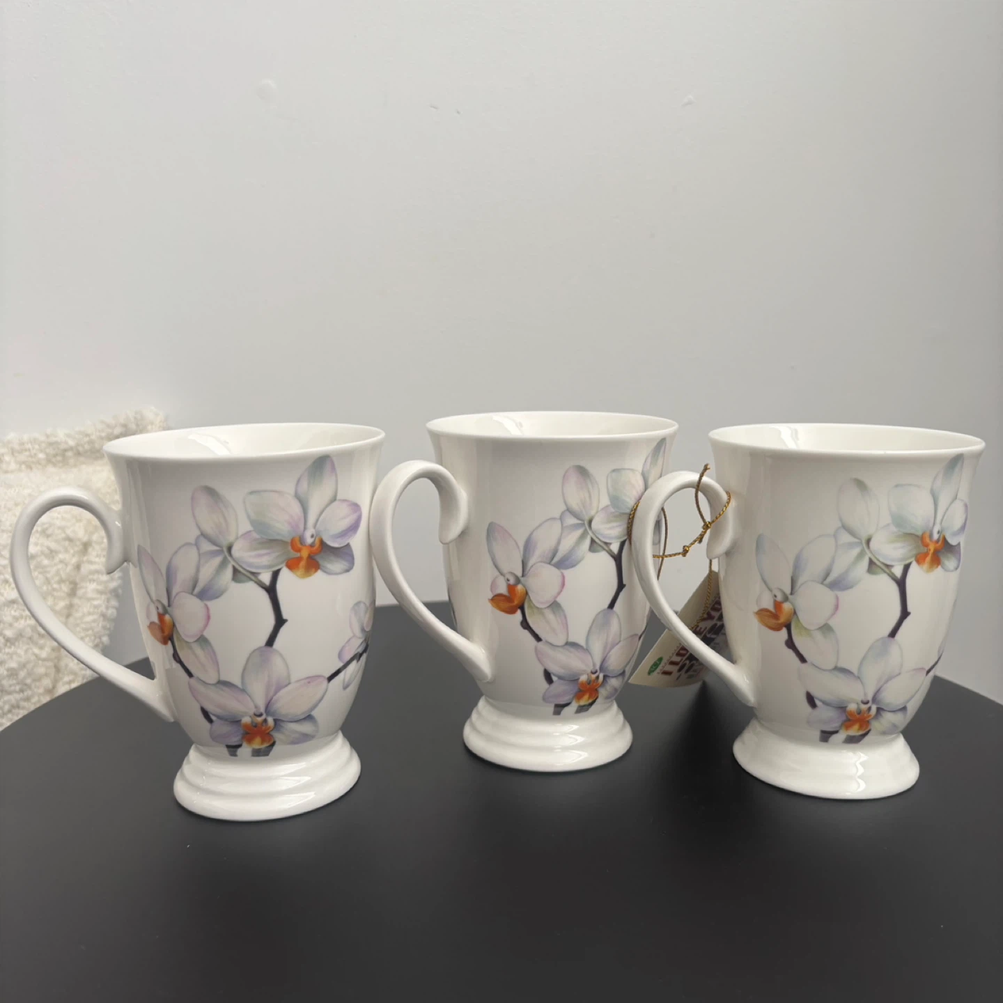 3 Royal Elfreda Orchid Mugs - photo 5
