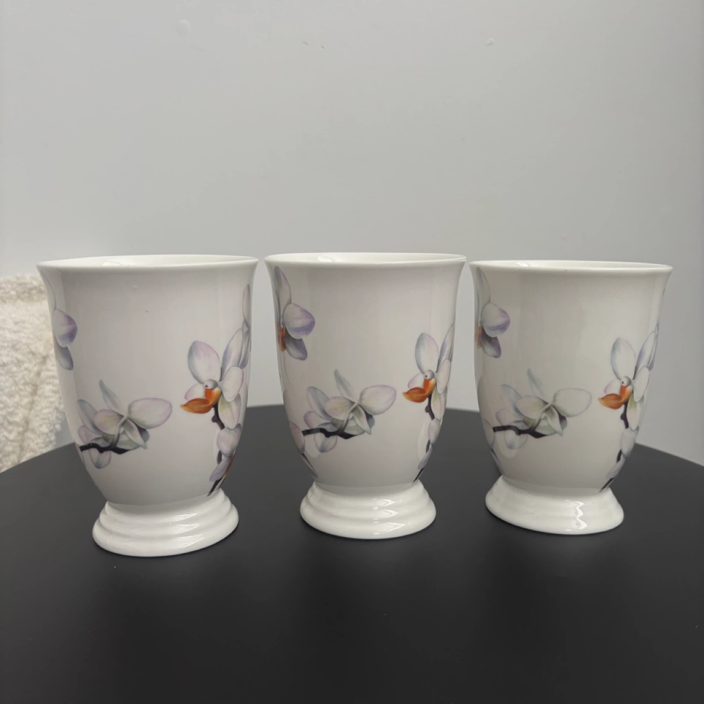 3 Royal Elfreda Orchid Mugs - photo 4
