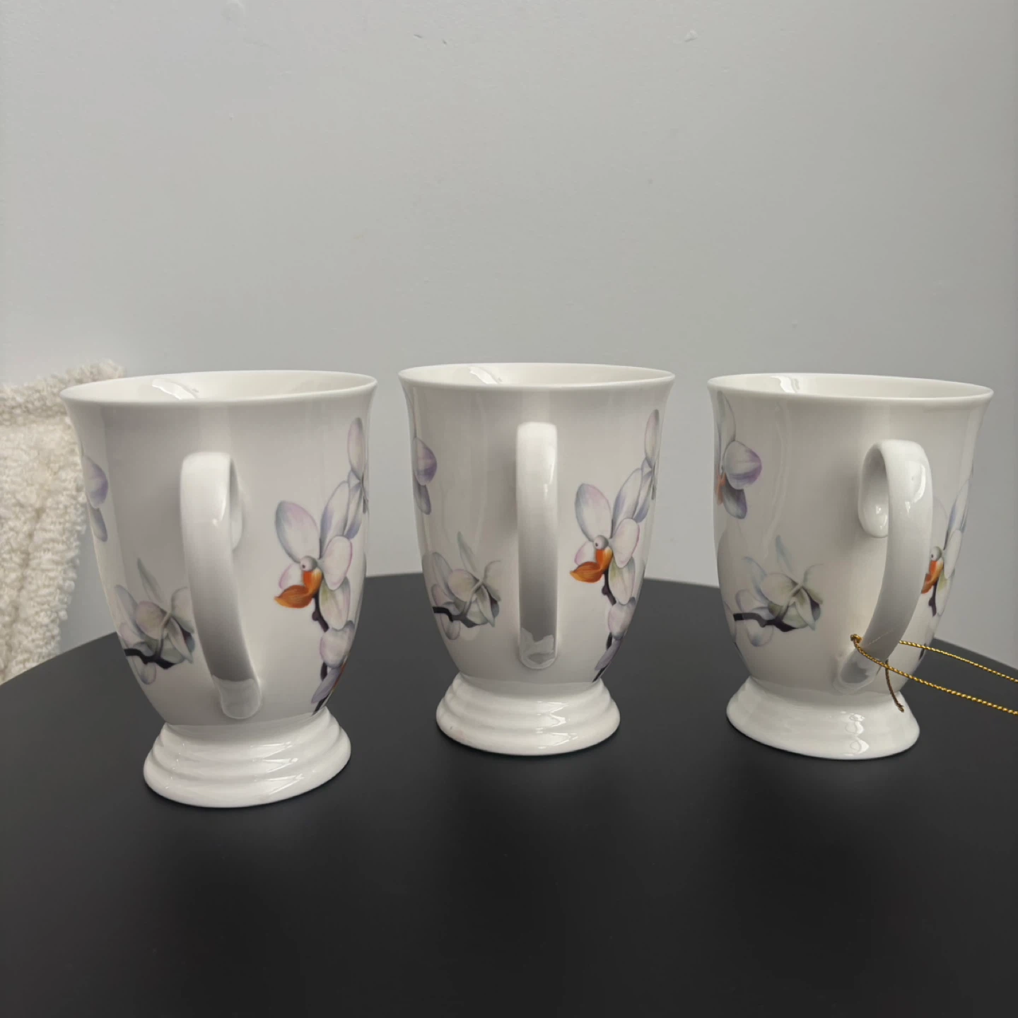 3 Royal Elfreda Orchid Mugs - photo 3