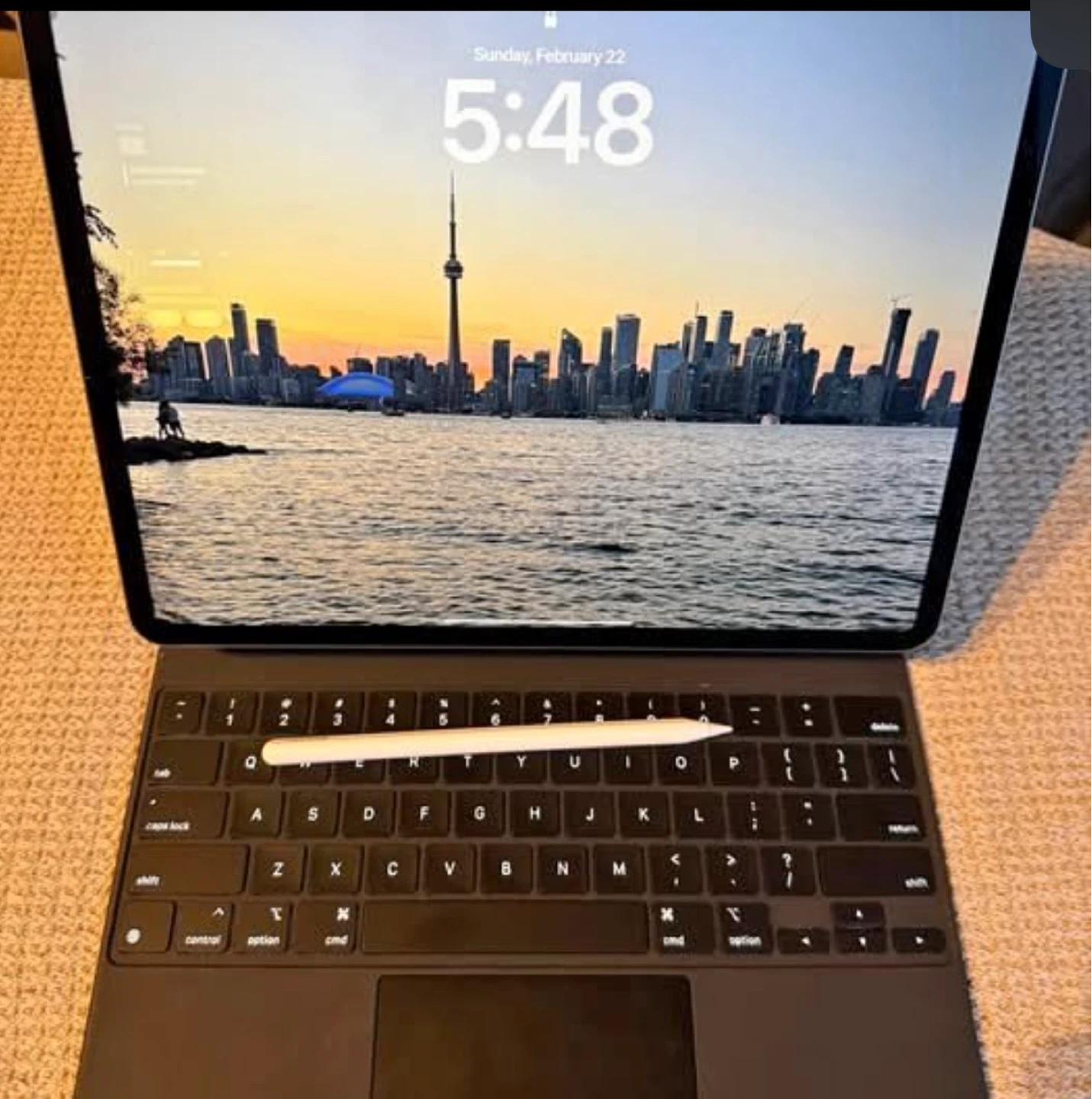 Apple iPad Air 13-inch (M2)