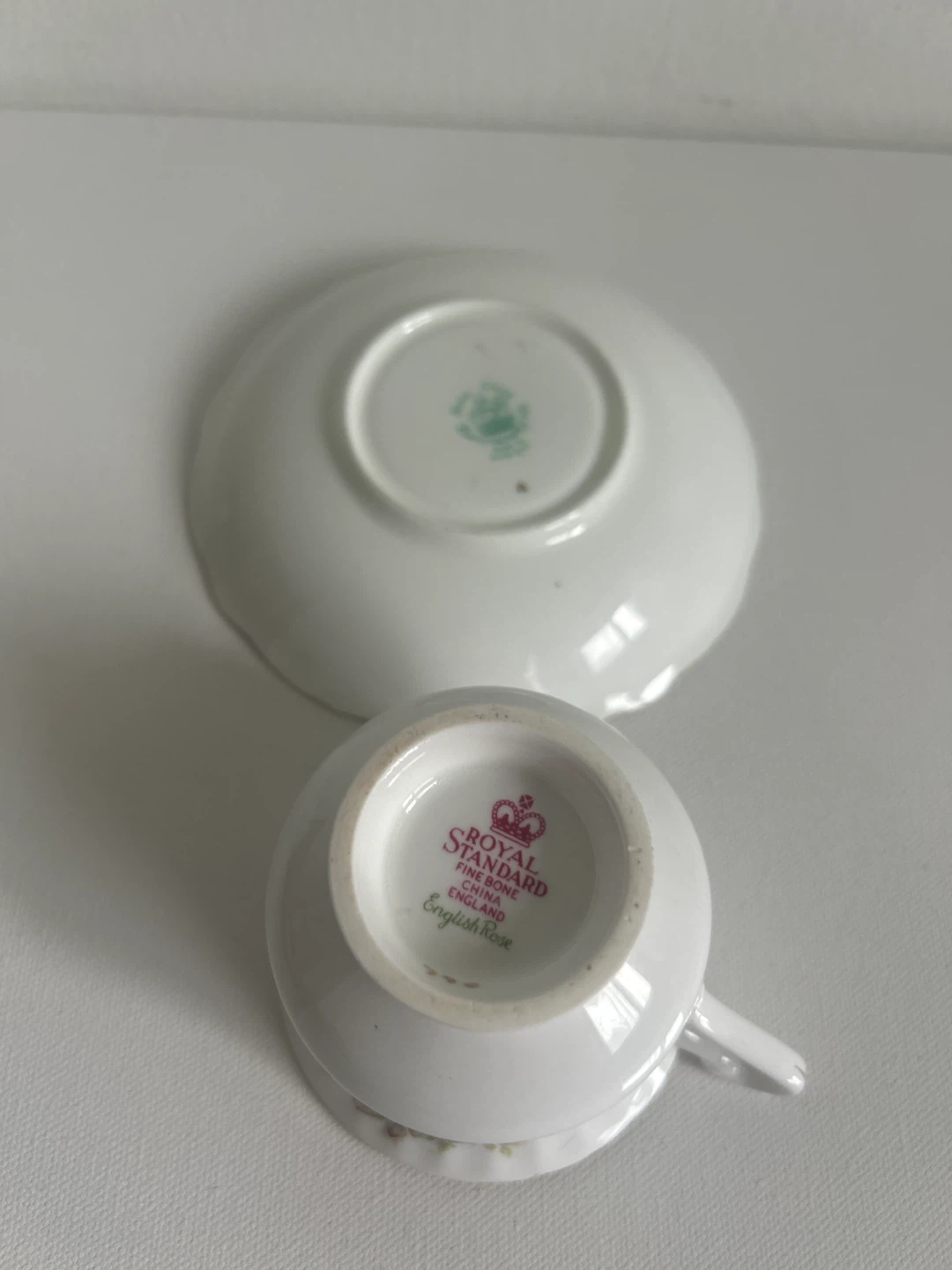 Royal Standard English Rose Teacup and Saucer - photo 2