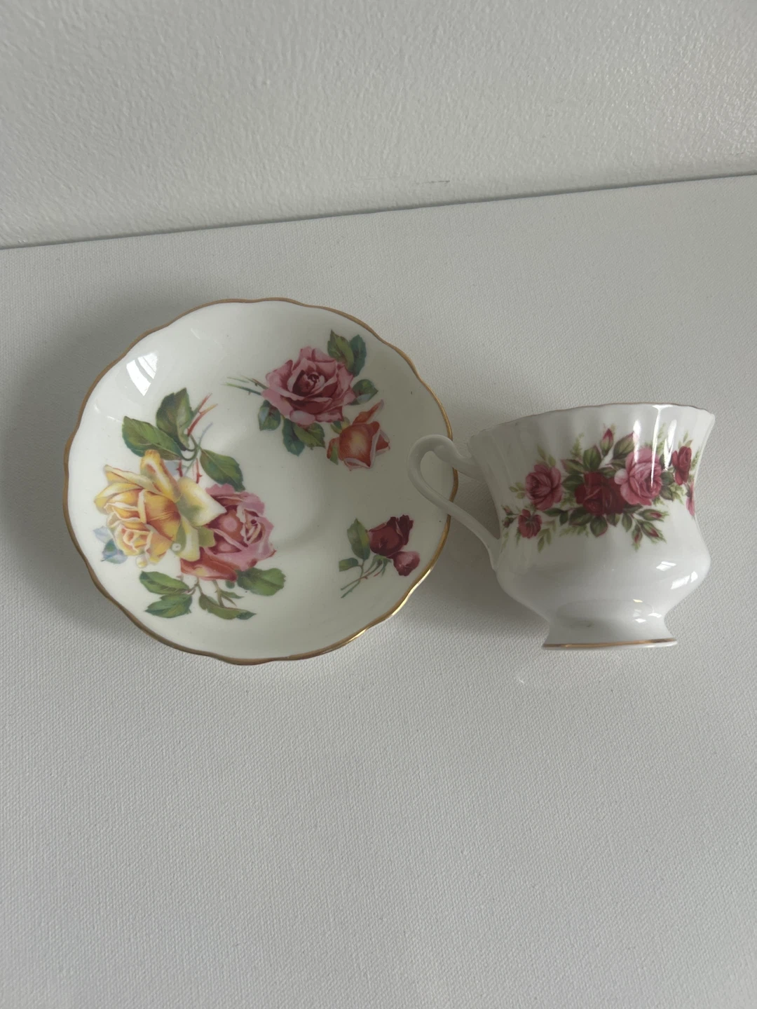 Royal Standard English Rose Teacup and Saucer - photo 3