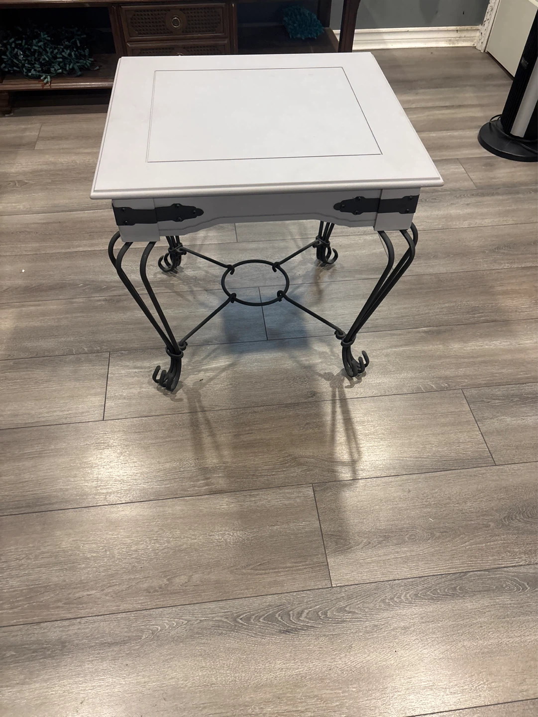 End Table with Decorative Metal Legs