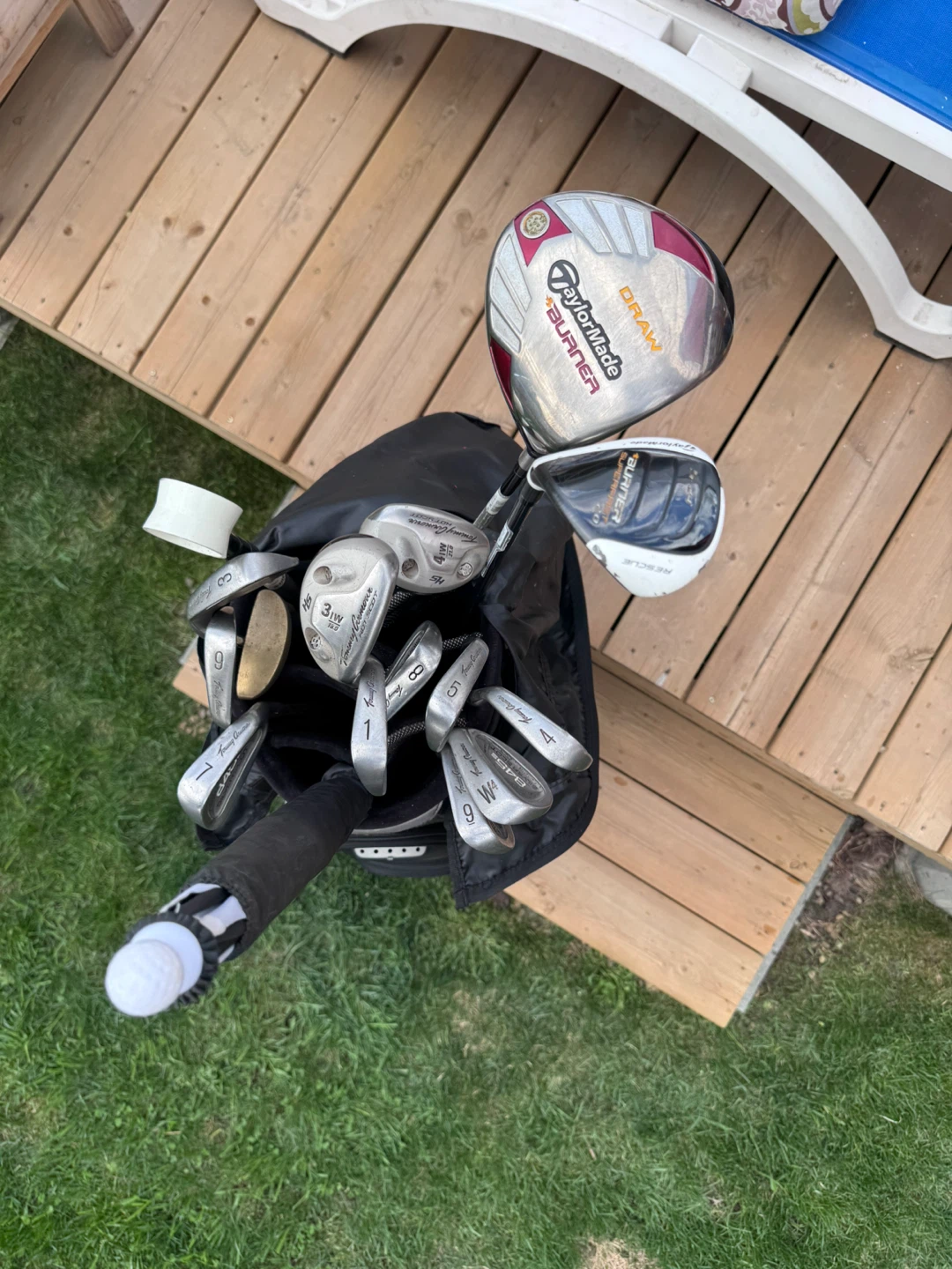 TaylorMade Burner Draw Golf Club Set with Ben Hogan Bag