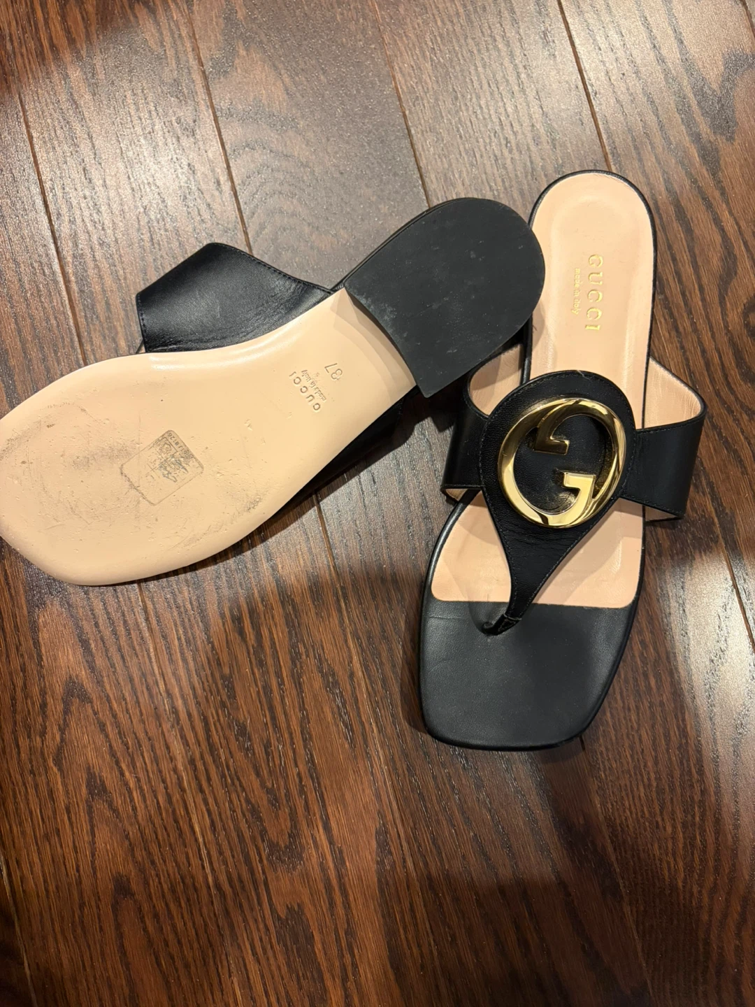 Gucci Black Leather G G Sandals - photo 2