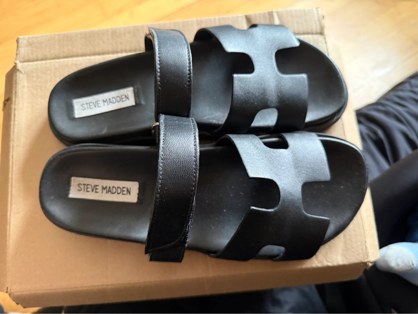 Steve Madden Black Slides Sandals - photo 4