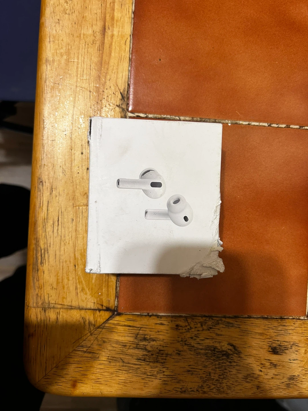 Apple AirPods Pro (3rd Generation) - photo 2