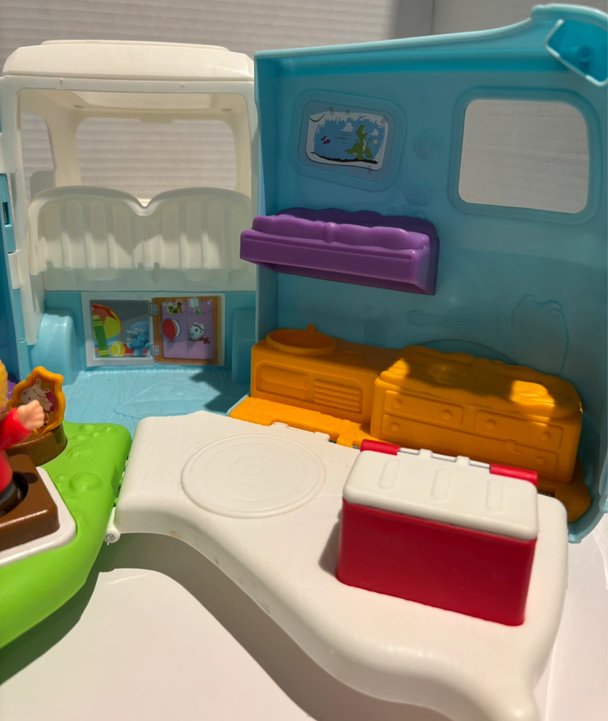 Little People TriCounty RV Camper Toy - photo 3