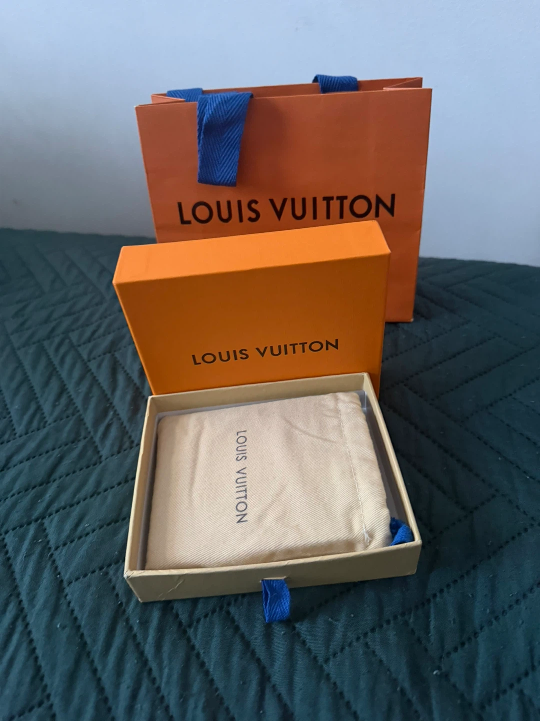 Louis Vuitton Bifold Wallet - photo 3