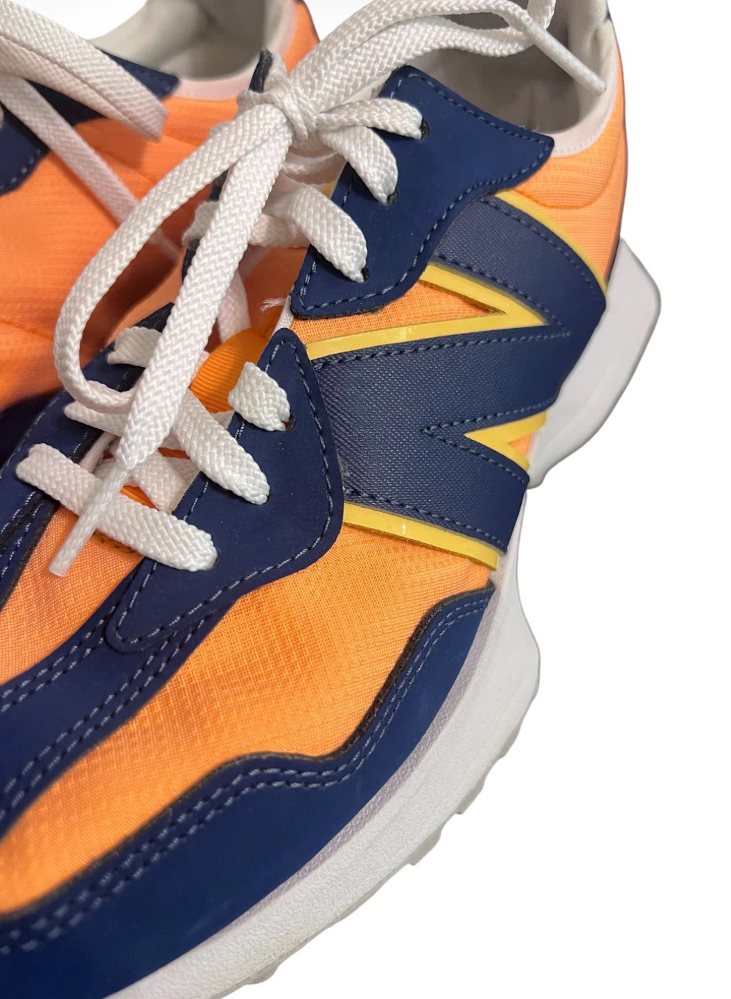 New Balance 327 Sneakers – Women’s Size 8 - photo 4