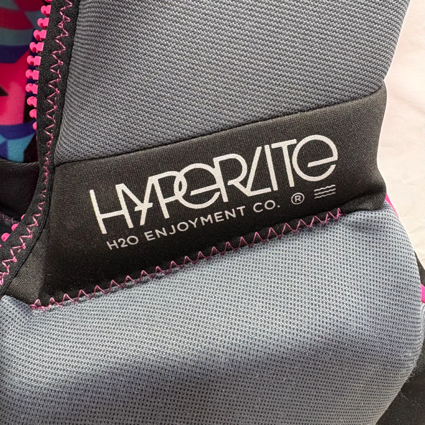 Hyperlite Ladies Small Life Vest - photo 3