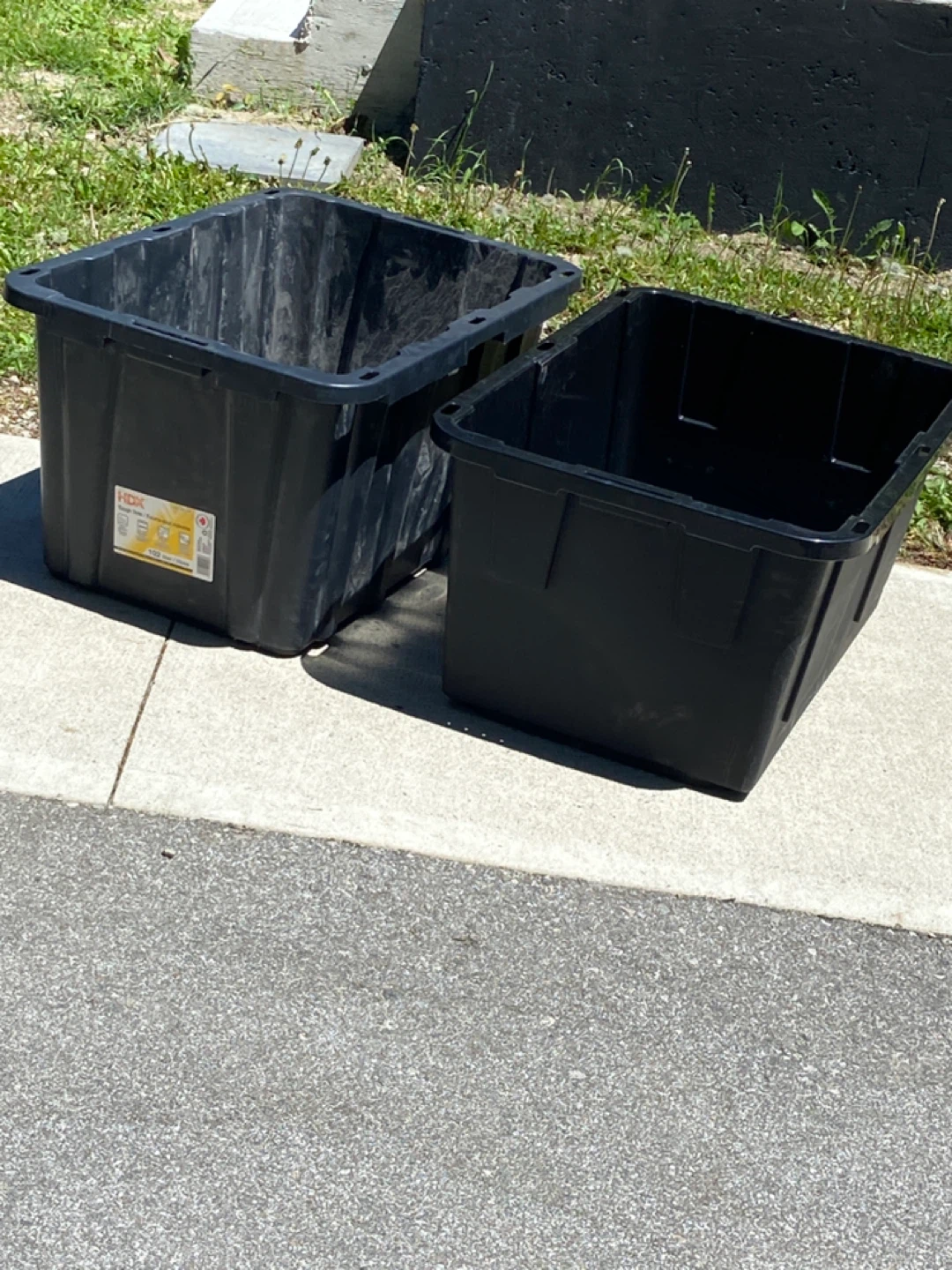 2 HDX Tough Tote Storage Bins (102 Litre)