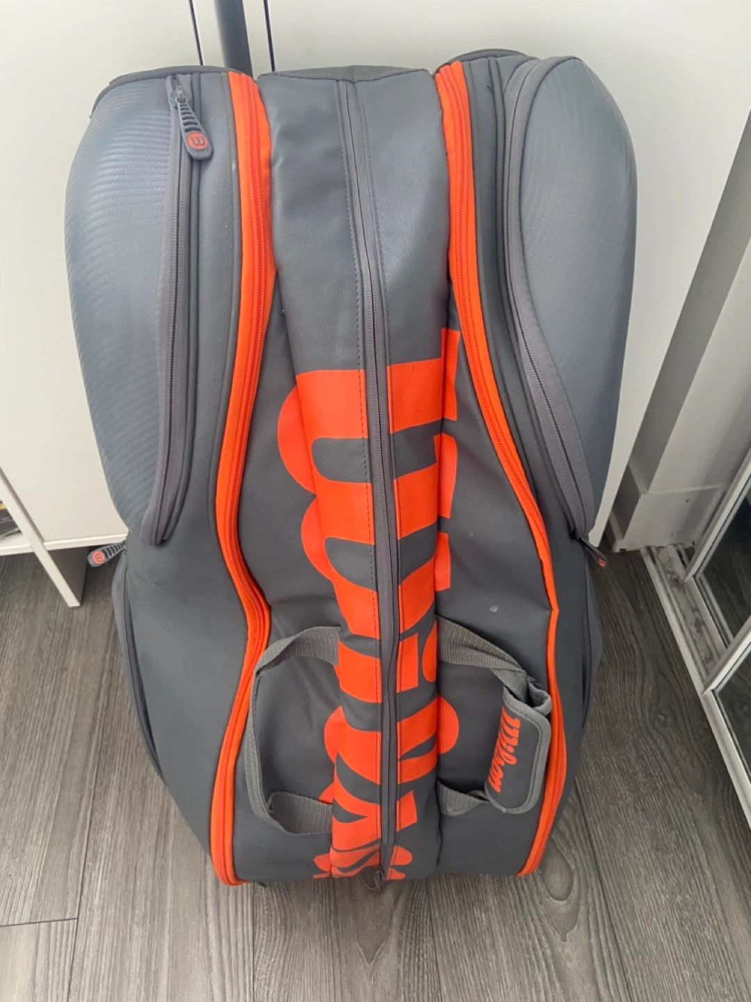 Wilson 15 Pack Grey/Orange tennis bag