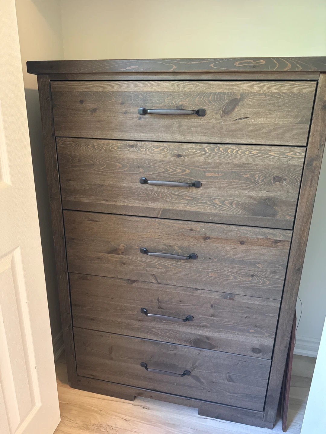 Wooden Dresser with 5 Drawers and 1 hidden drawer