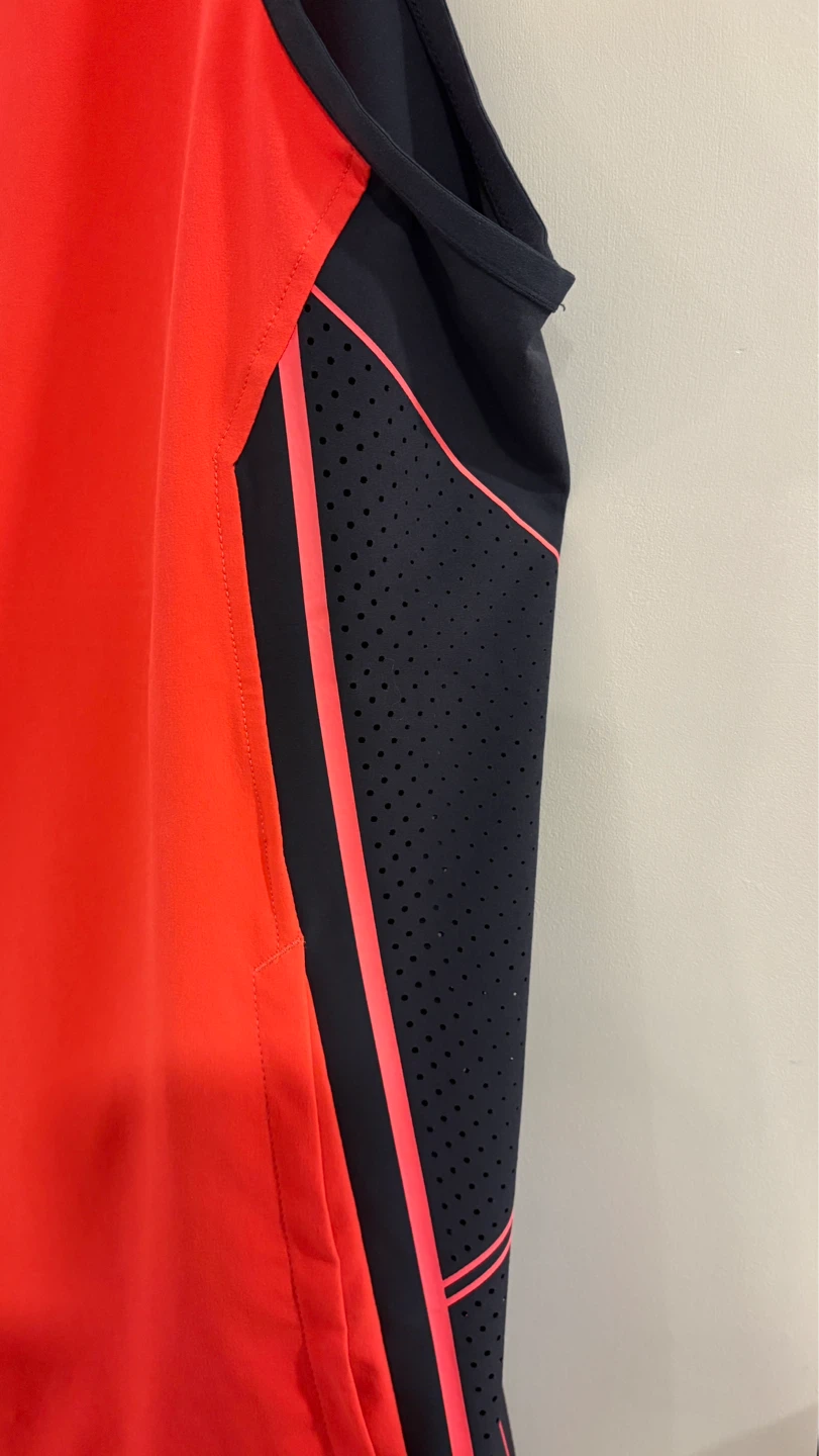 Under Armour Sleeveless Vest - photo 3