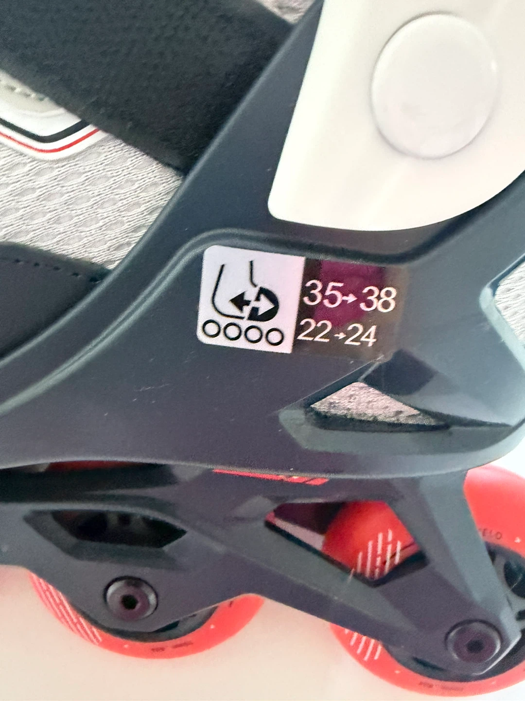 Oxelo Adjustable Inline Skates - photo 3