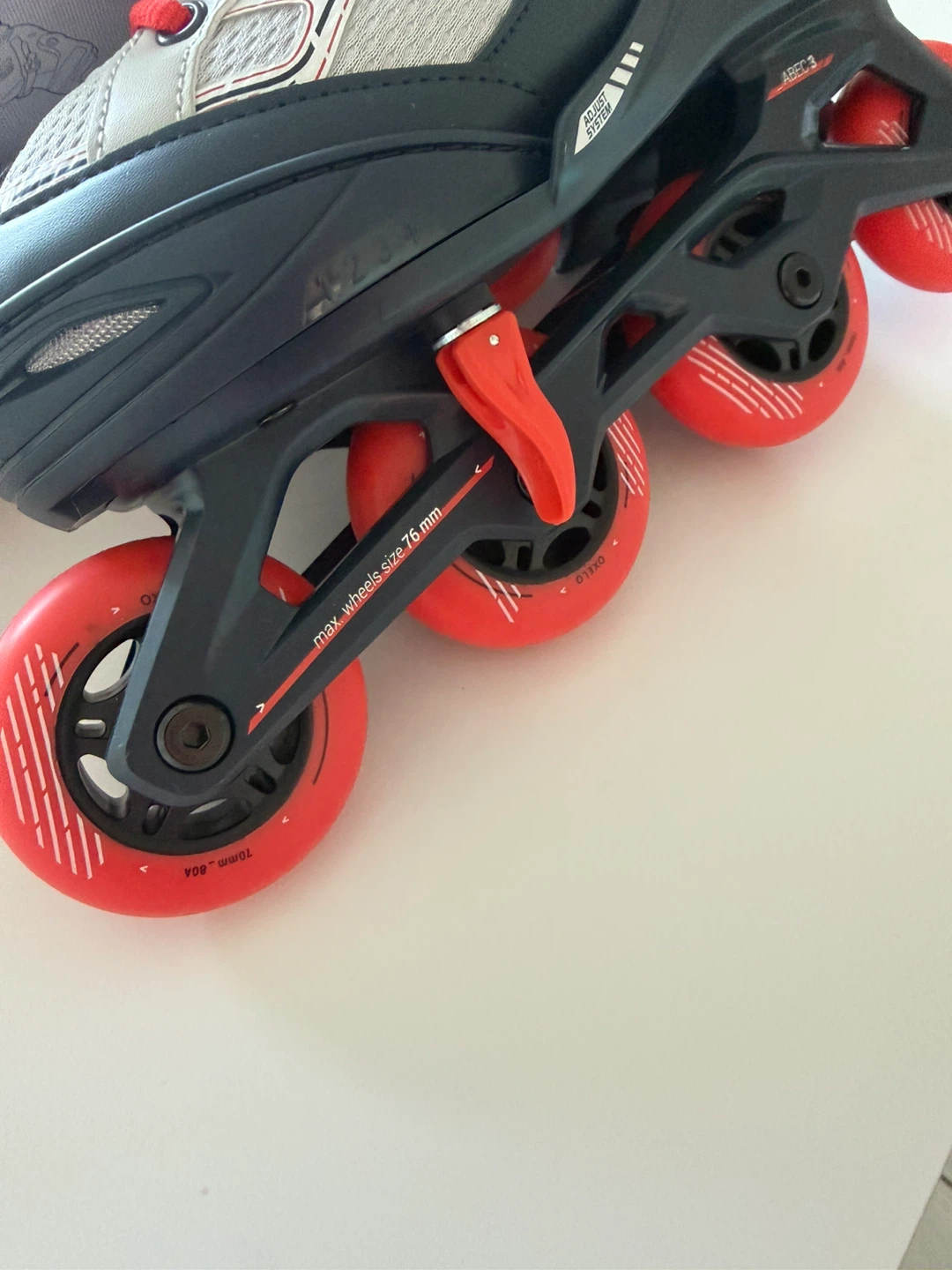Oxelo Adjustable Inline Skates - photo 4
