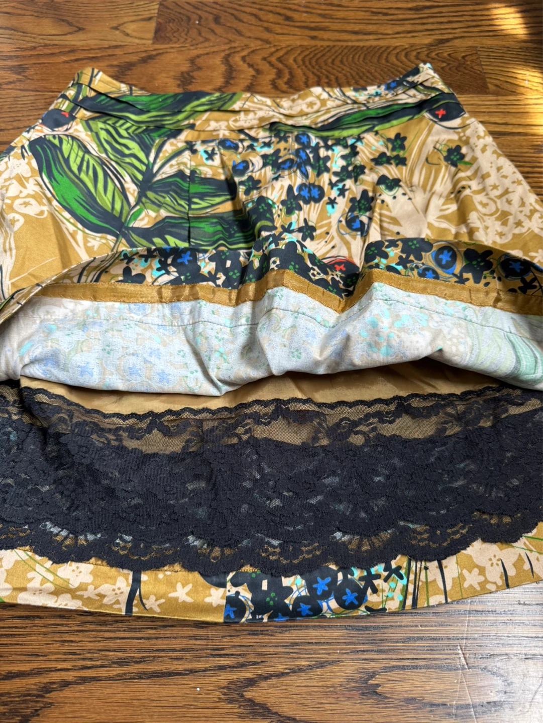 Edme & Esyllte Floral Print Skirt - photo 3