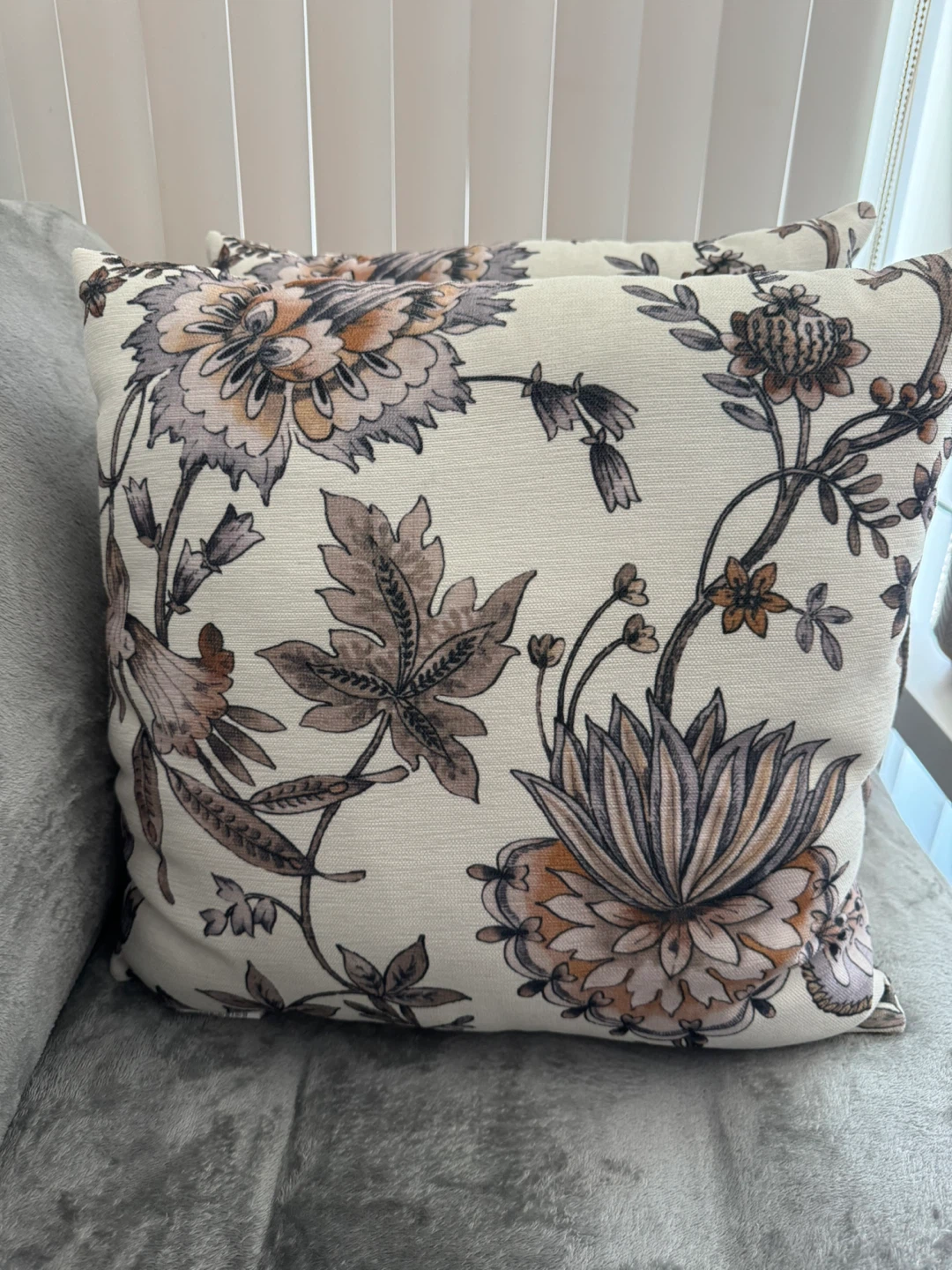2 PCS - Throw Pillow - 40cm x 40cm