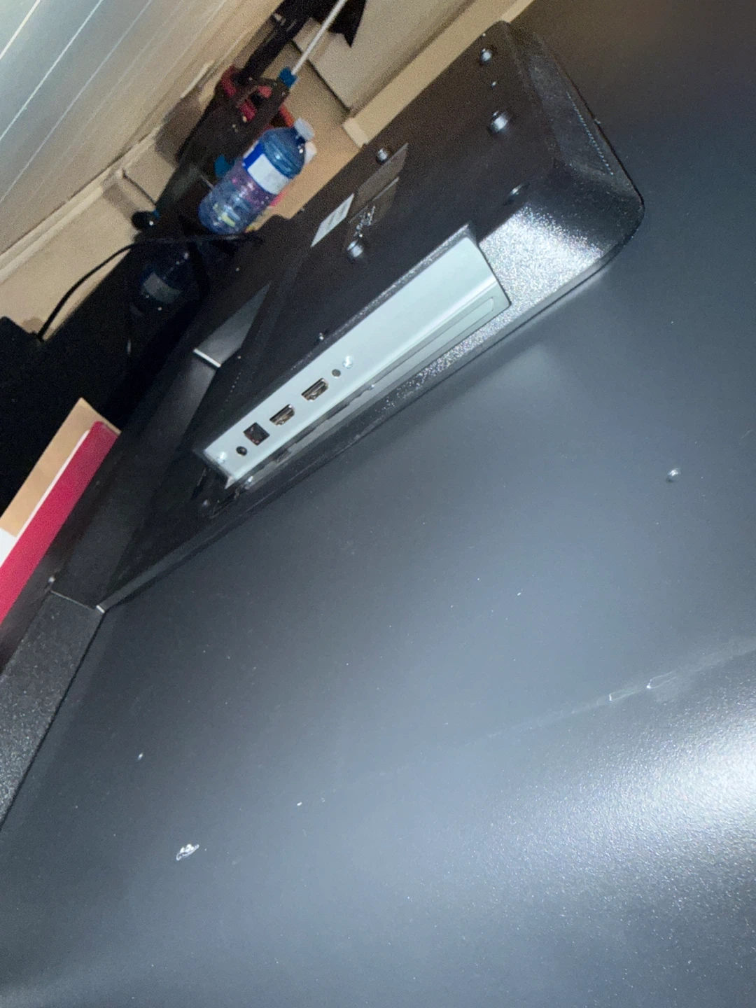 ONN Roku TV 32-inch - photo 4