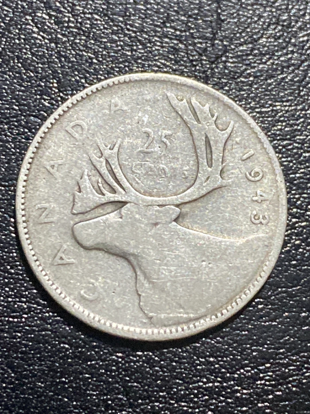 1943 Canadian 25 Cent Silver Coin - photo 2