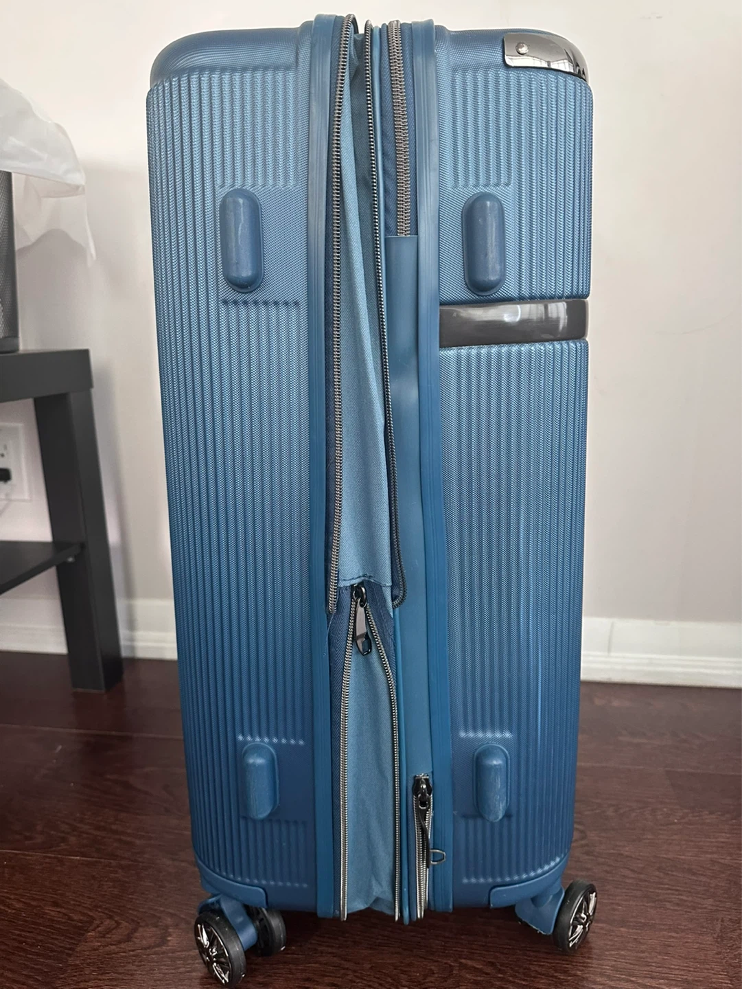 DIVE Blue Hardside Spinner Luggage - photo 4