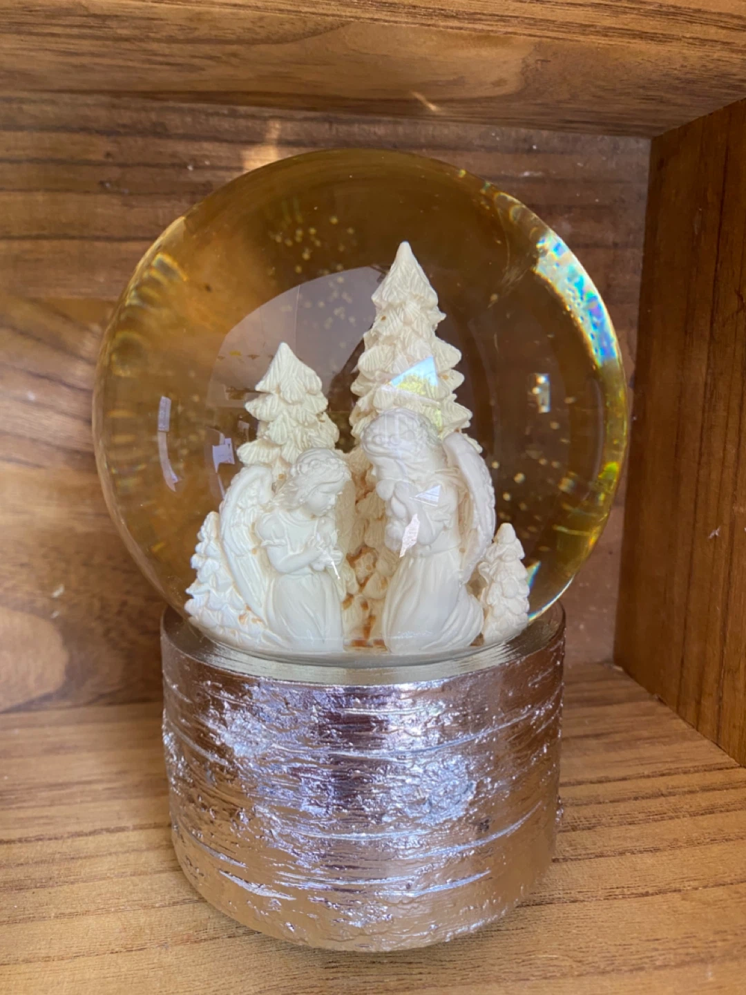 Angel and Christmas Tree Snow Globe - photo 2