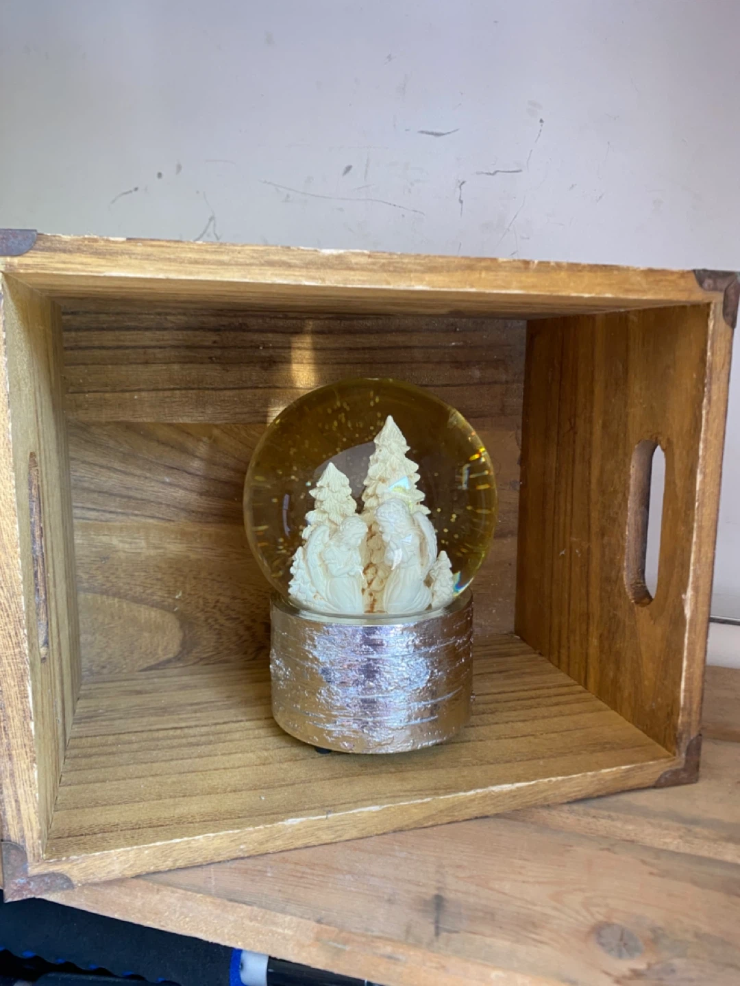 Angel and Christmas Tree Snow Globe