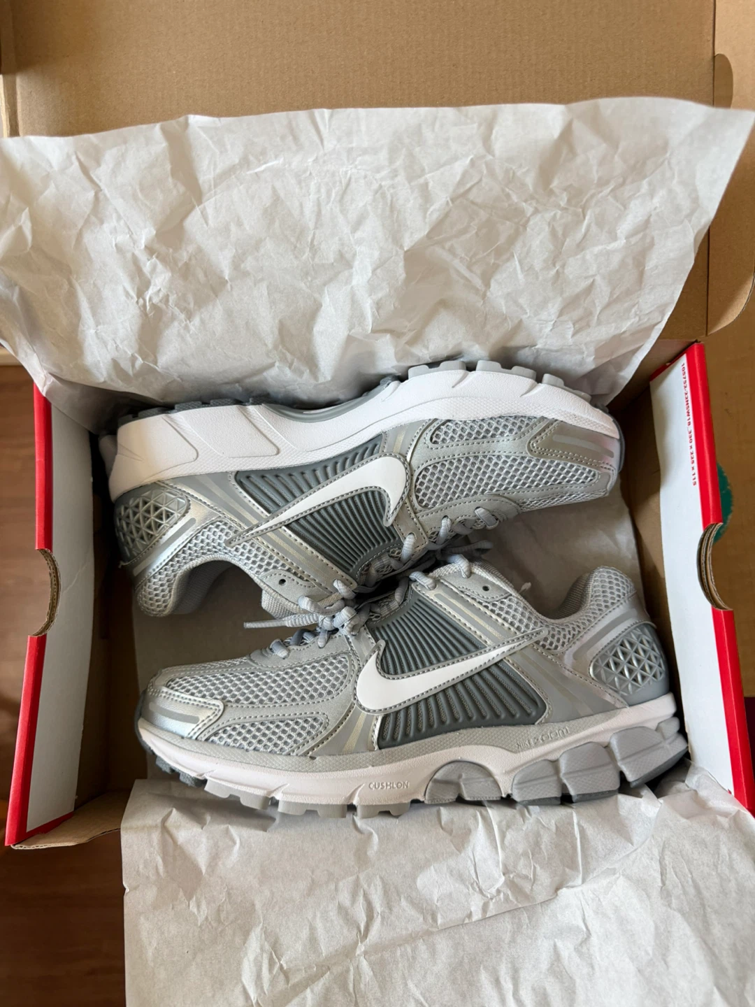 Nike Zoom Vomero 5 - photo 2