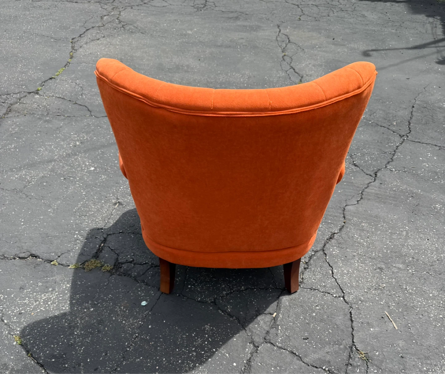 Nice and comfortable  Accent Chair . $75.00 or best offer - photo 5