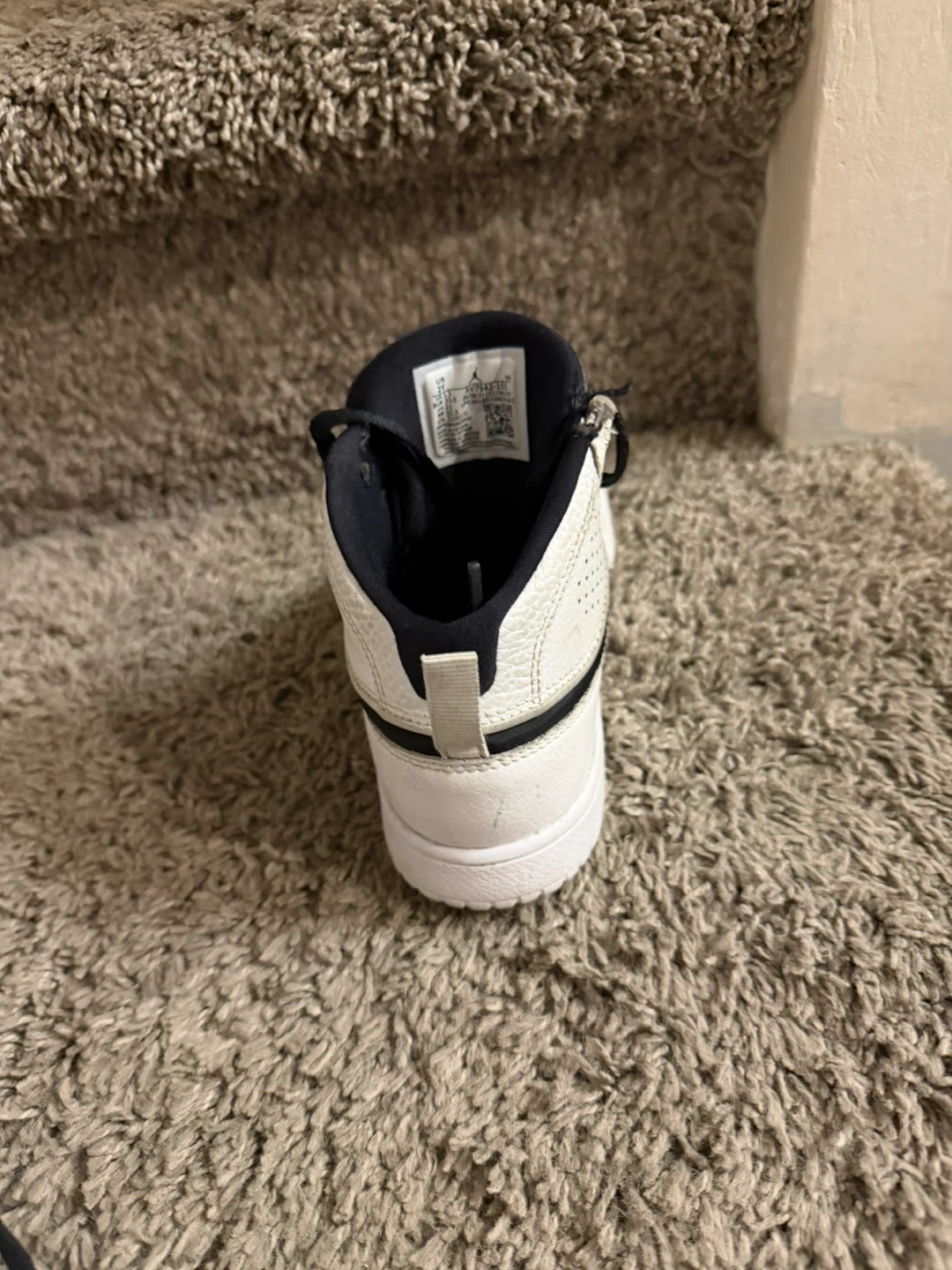 Jordan Jumpman White and Black High-Top Sneakers - photo 5
