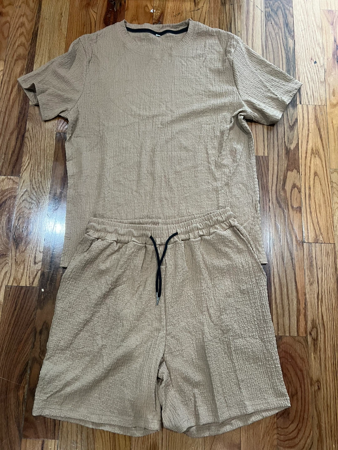 Men's Textured T-shirt and Shorts Set