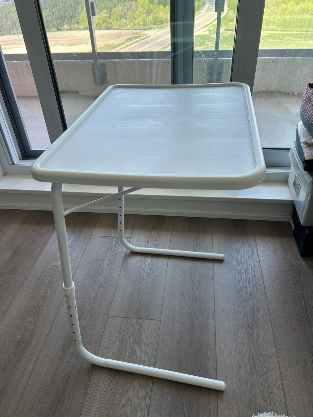 White Adjustable Tray Table - photo 3
