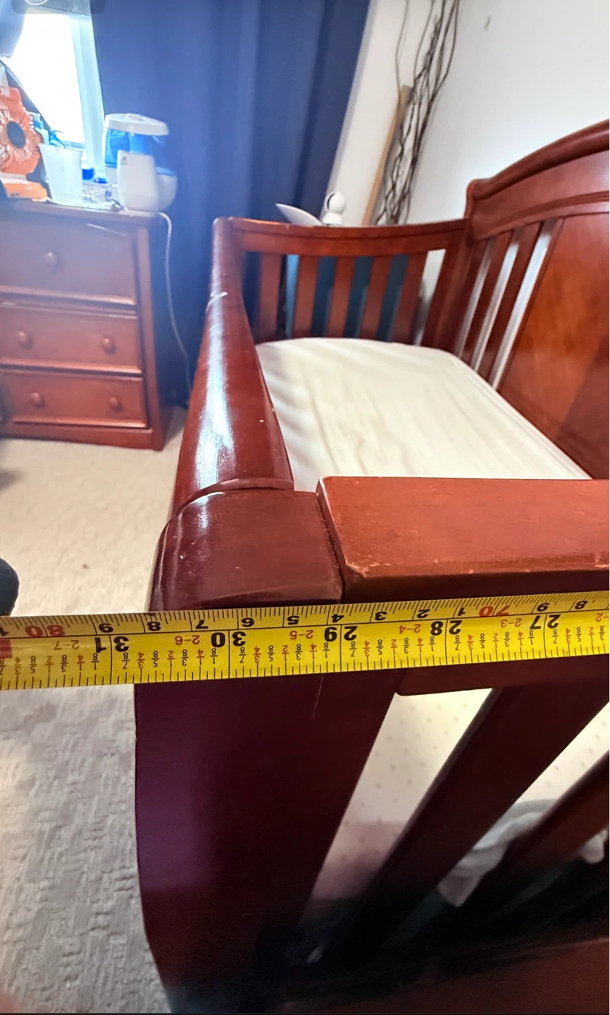 Wooden Convertible Crib - photo 3