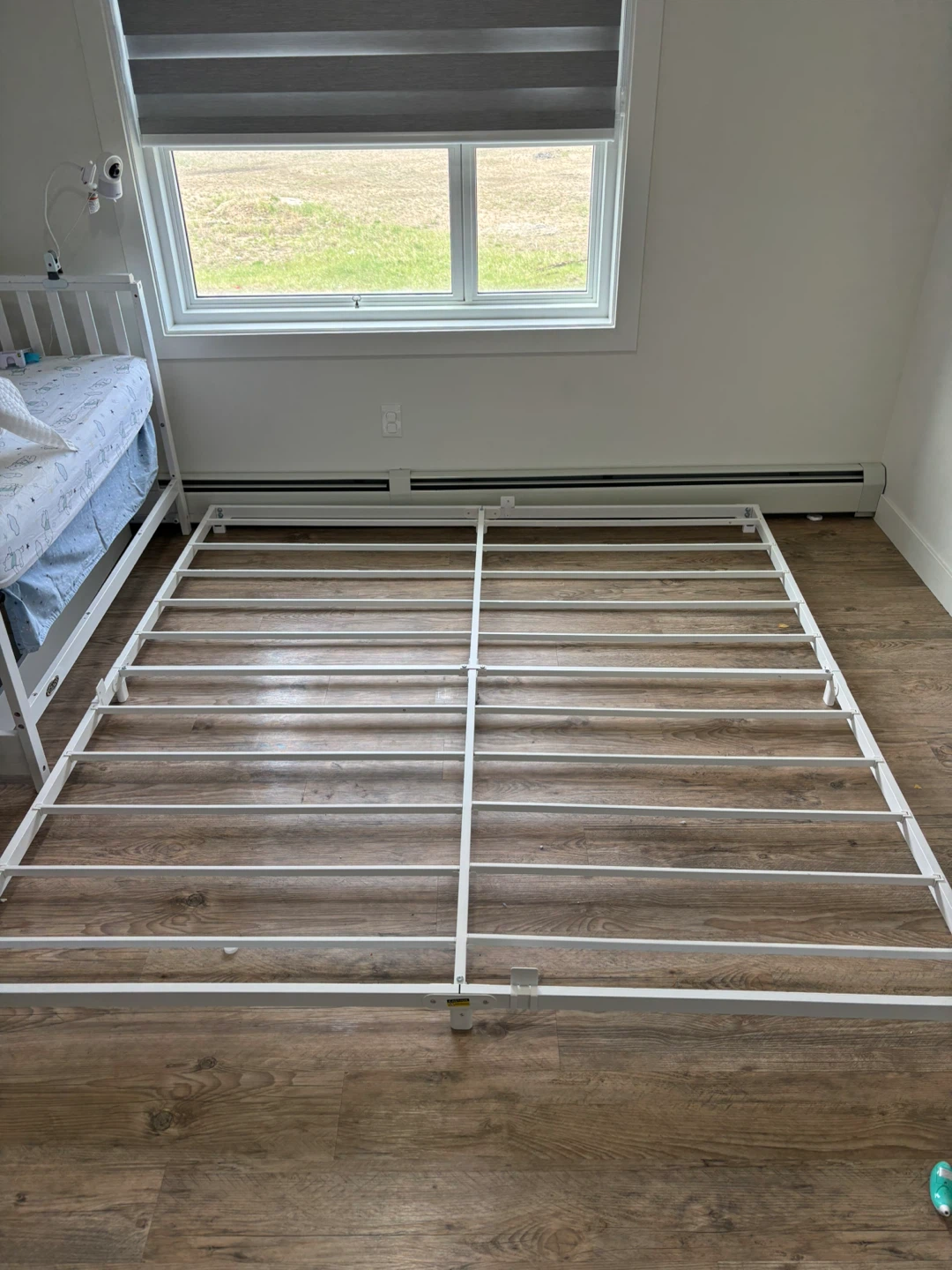 White Metal Bed Frame - King Size