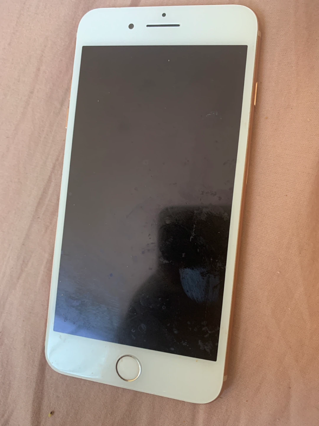 iPhone 8 Plus Rose Gold (Cracked Screen) - photo 2