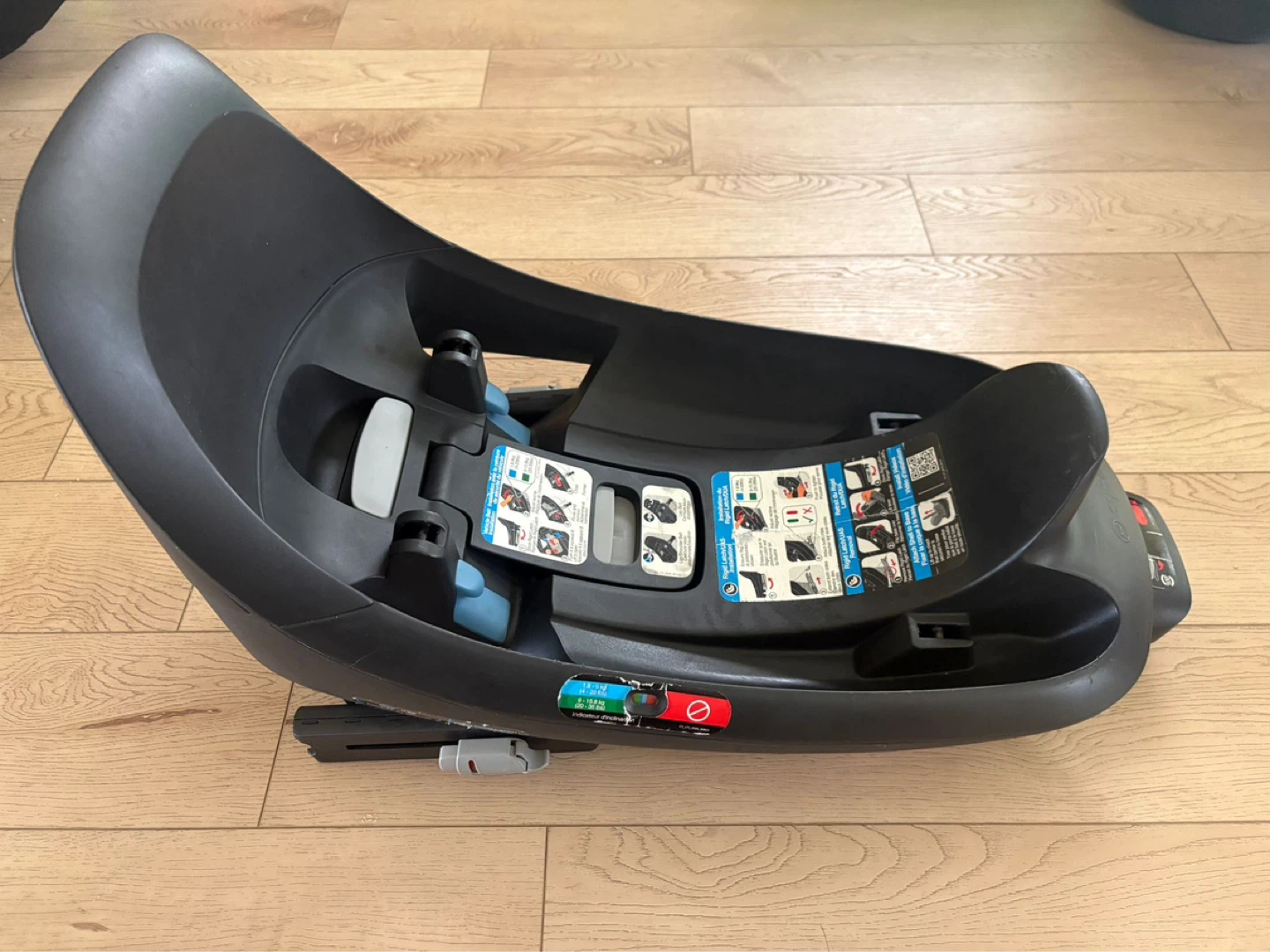Cybex Cloud G Lux CAN infant car seat base - Moon Black - photo 2