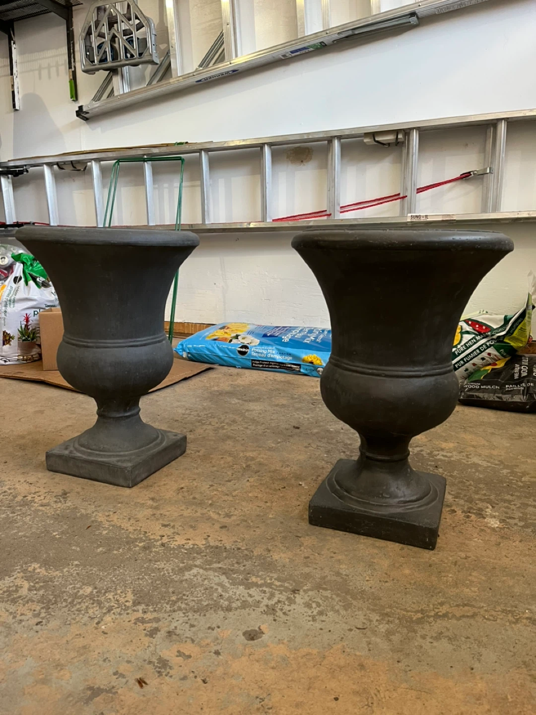 Two 22“ Urn Planters