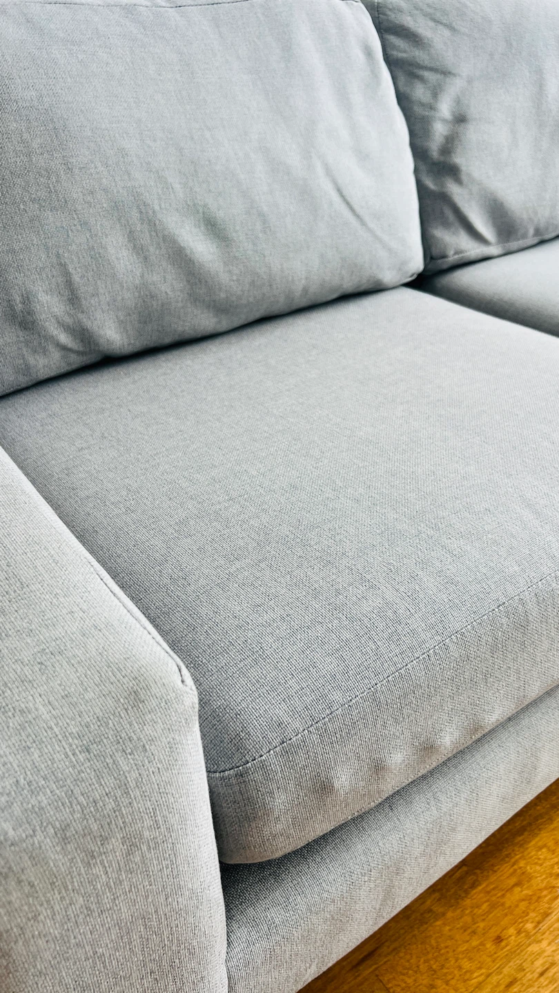 West elm Light Grey Sofa Pick up only in Herald Square area - photo 4