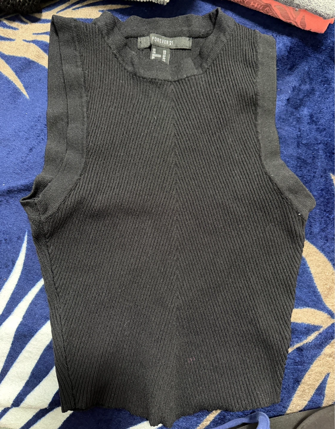Forever 21 & Ambiance Tops Bundle - photo 4