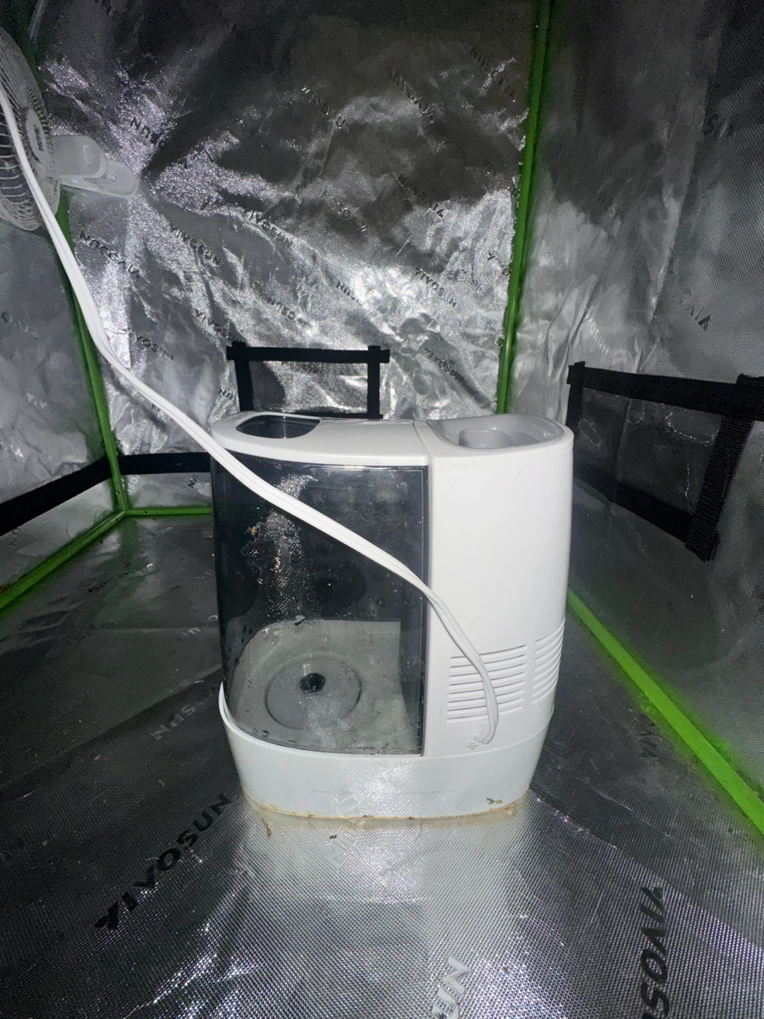 VIVOSUN Grow Tent Kit with Humidifier and Fan - photo 3