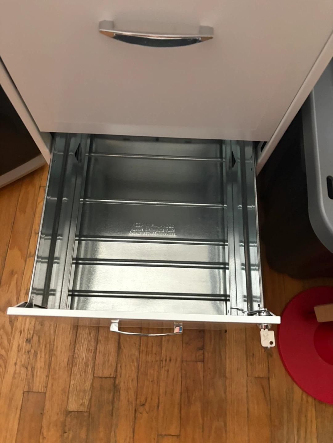 White 2-Drawer Filing Cabinet - photo 2