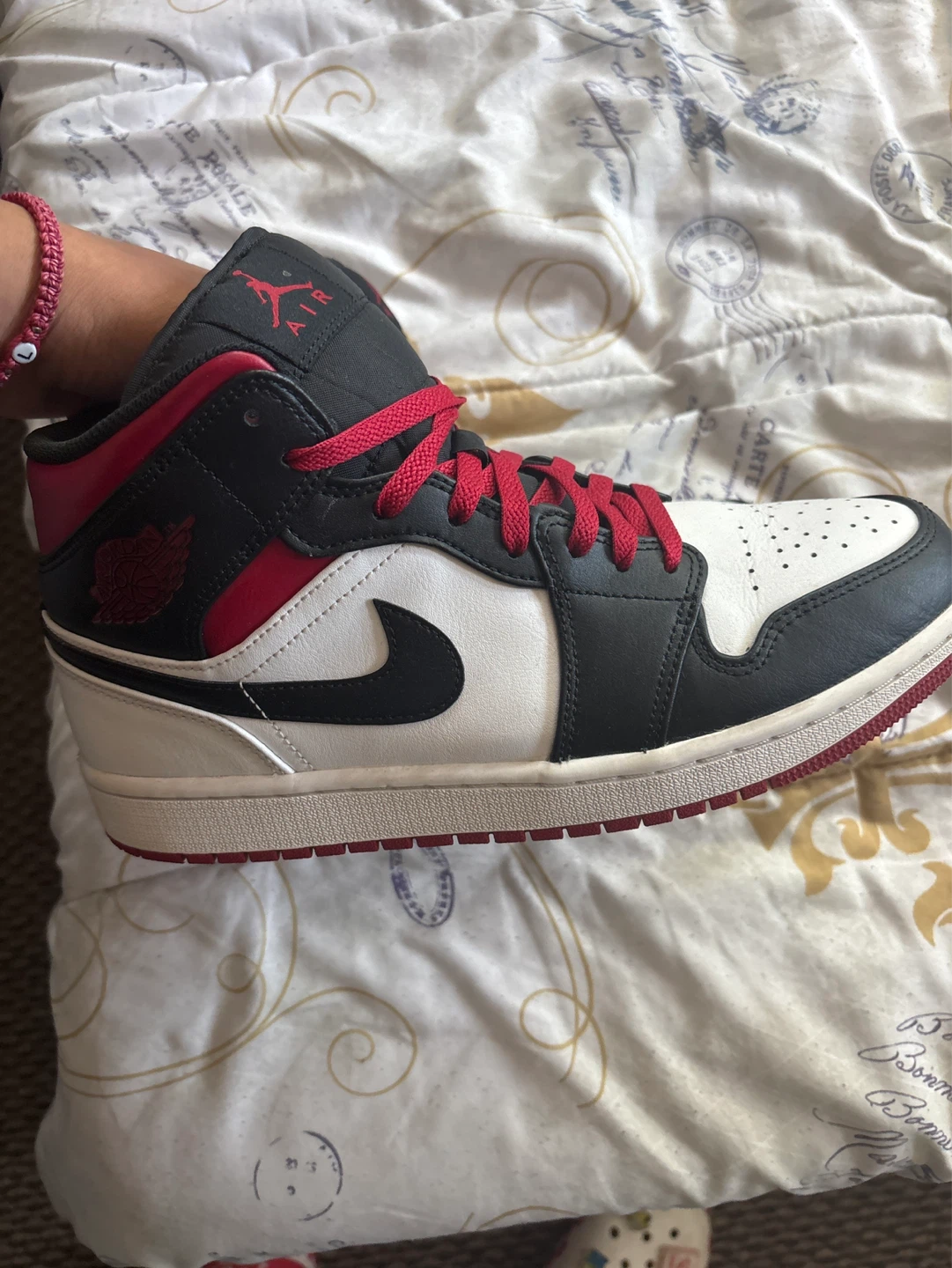 Air Jordan 1 Mid Sneakers - photo 2