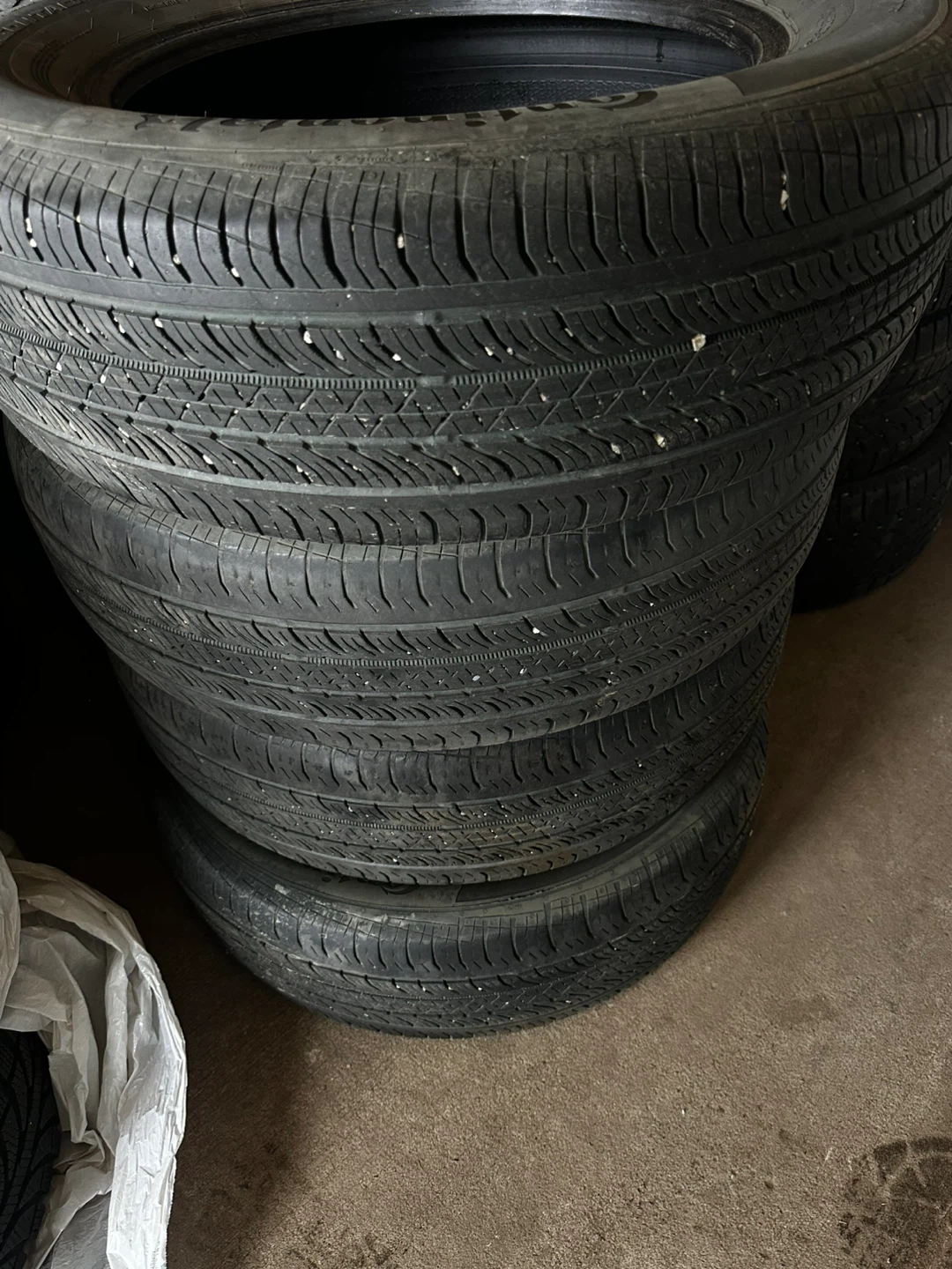 4: tires All Season for sale size  215/65R17 - photo 2