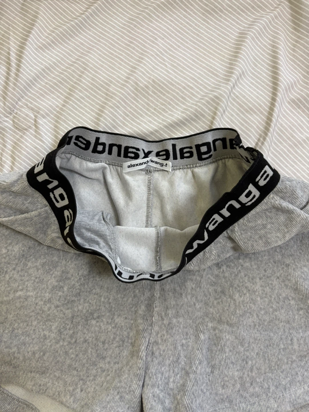 Alexander Wang Grey Ribbed Shorts XS - photo 2