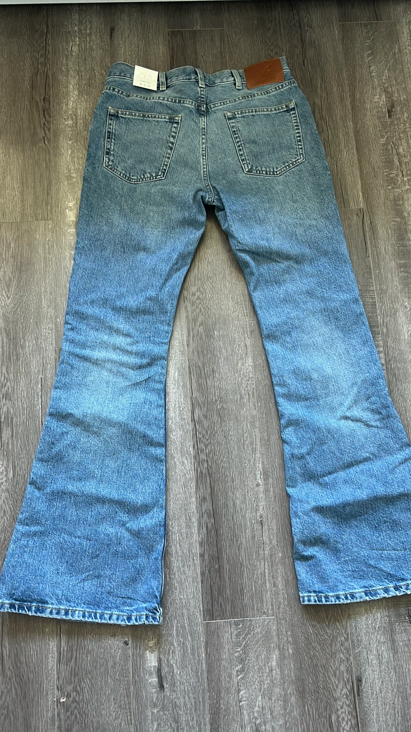 ZARA Flare Fit Jeans - Size 31 - photo 4