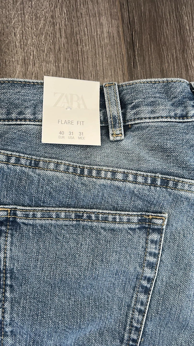 ZARA Flare Fit Jeans - Size 31 - photo 5