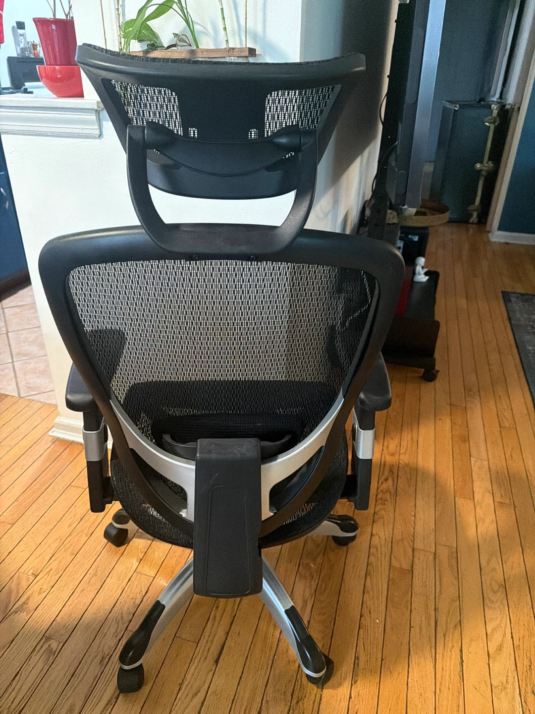 Worklife Brands Ergonomic Mesh Office Chair - photo 4