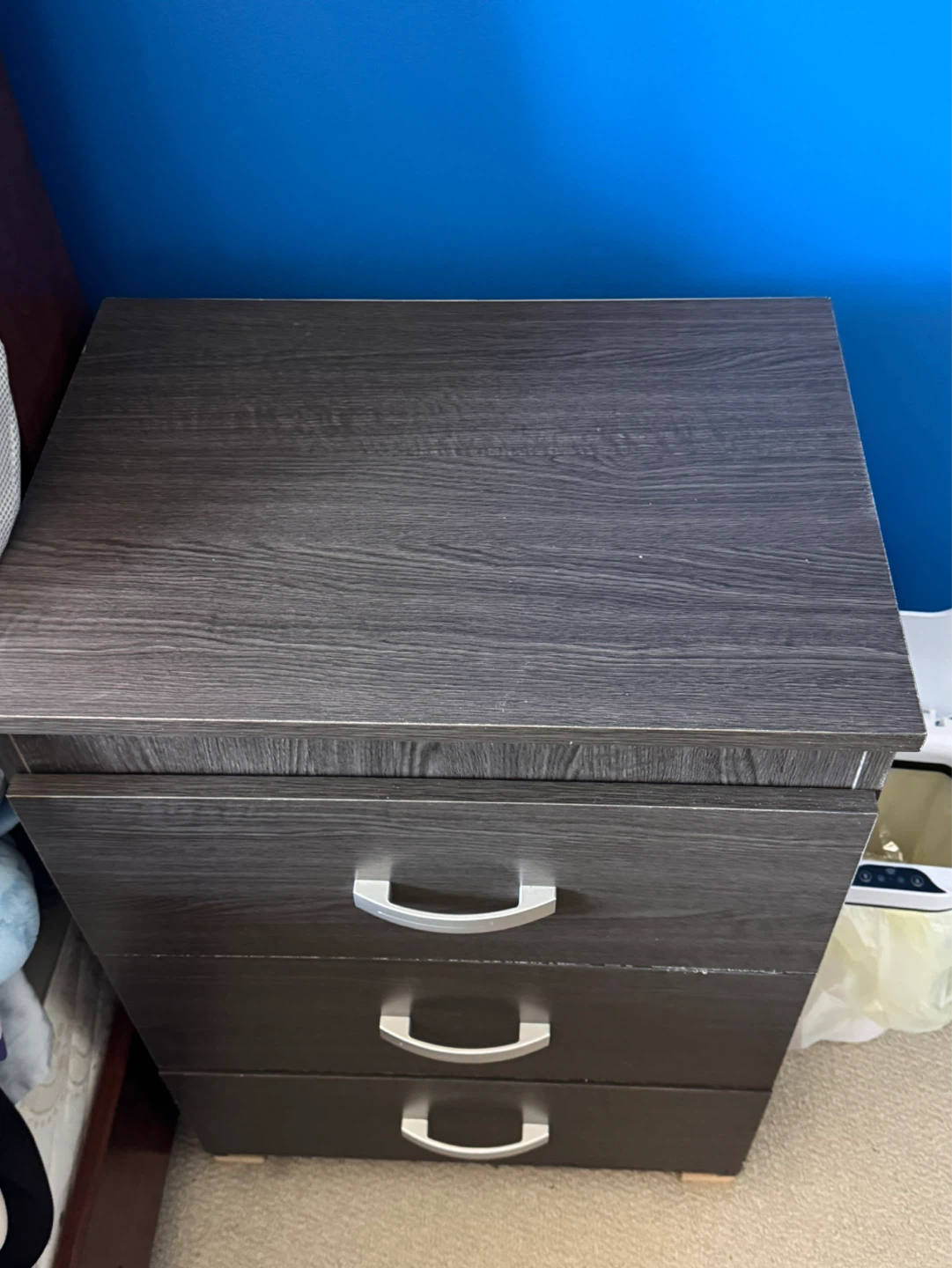 *Moving sale* Bedside tables - Dark Grey 3-Drawer Dresser - photo 2